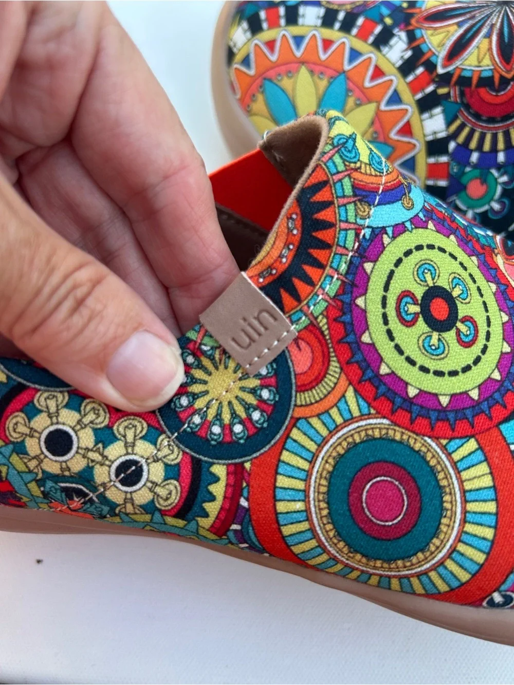 UIN Toledo Artistic Slip On Shoes Women’s Size 8 Colorful Mandala Comfort - Picture 5 of 5